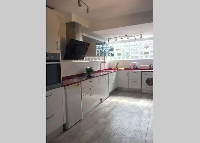 El Poblet 36 *