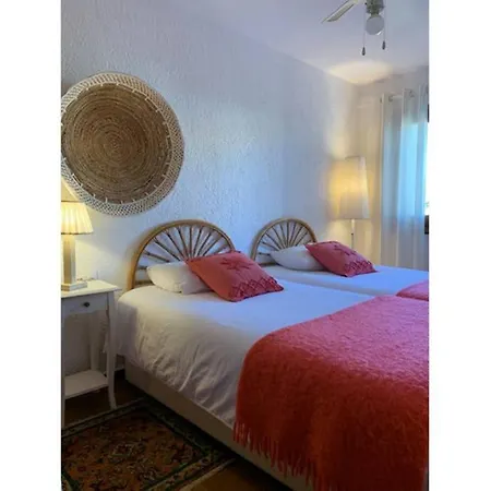 El Poblet 36 펜션 *